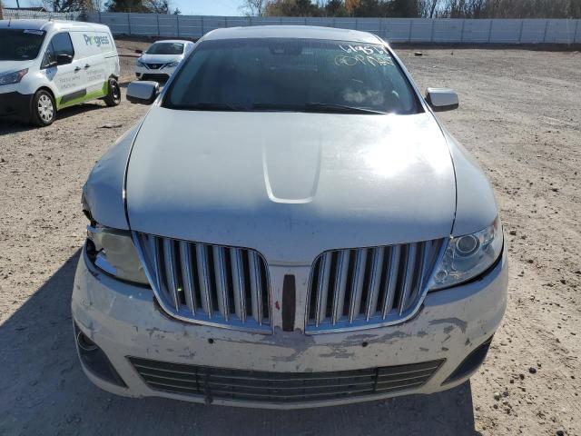 1LNHM93R29G619561 - 2009 LINCOLN MKS BEIGE photo 5