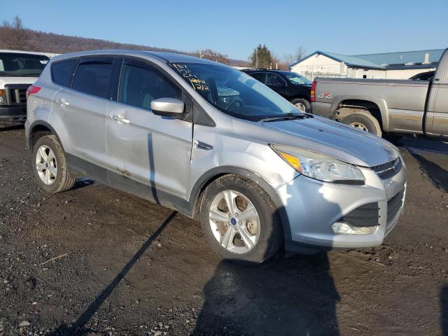 1FMCU9G91FUB41540 - 2015 FORD ESCAPE SE SILVER photo 4