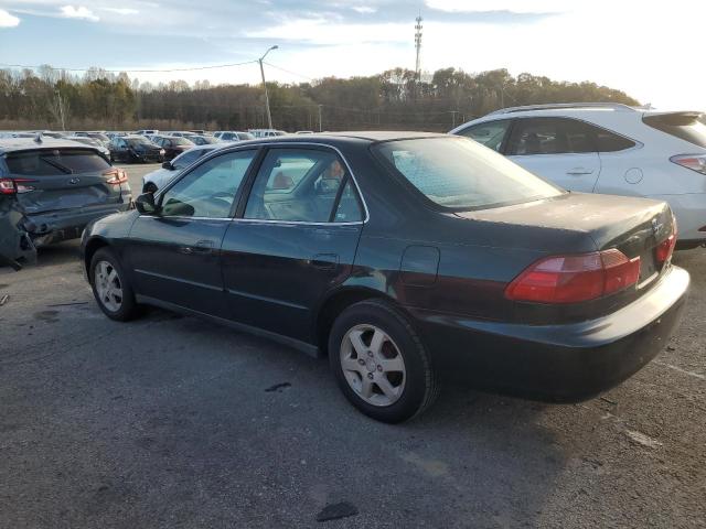 1HGCG5677YA134988 - 2000 HONDA ACCORD SE GREEN photo 2