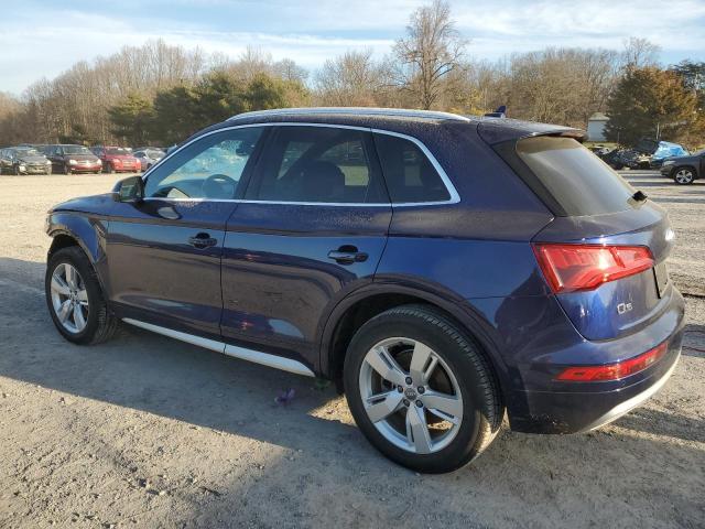 WA1CNAFYXK2083892 - 2019 AUDI Q5 PRESTIGE BLUE photo 2