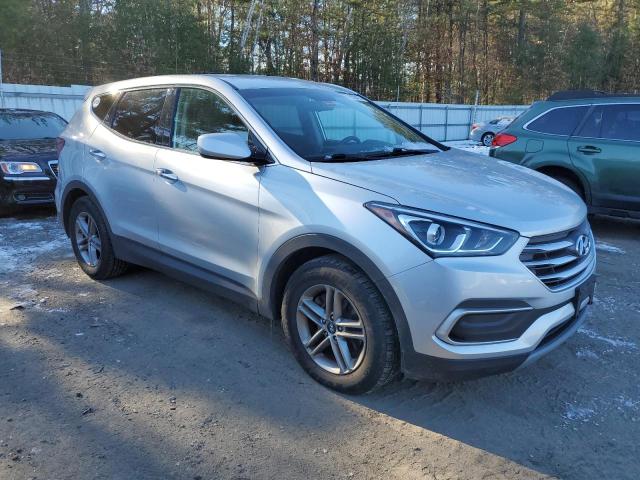 5XYZTDLB5JG566573 - 2018 HYUNDAI SANTA FE S SILVER photo 4