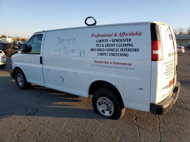 1GCWGAFF7G1169699 - 2016 CHEVROLET EXPRESS G2 WHITE photo 2