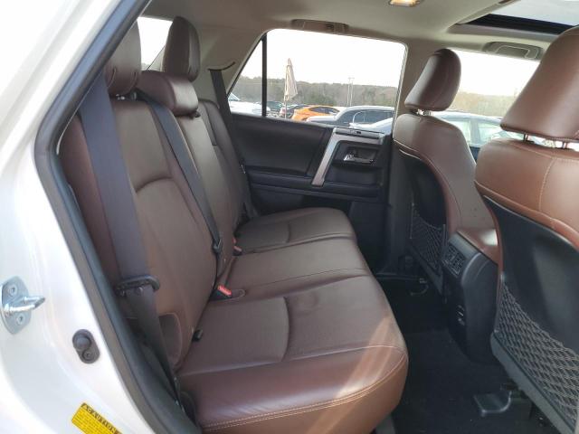JTEBU5JR6H5438734 - 2017 TOYOTA 4RUNNER SR5/SR5 PREMIUM 白色 照片 11