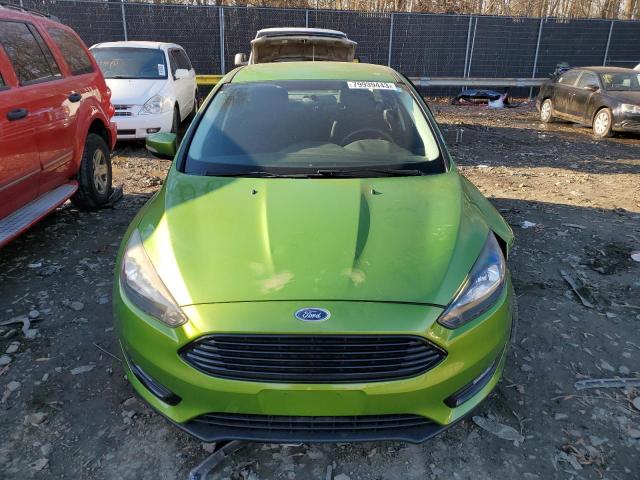 1FADP3F28JL307056 - 2018 FORD FOCUS SE GREEN photo 5