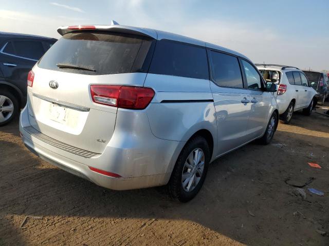 KNDMB5C12H6241967 - 2017 KIA SEDONA LX SILVER photo 3