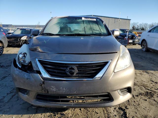 3N1CN7AP1CL932429 - 2012 NISSAN VERSA S GRAY photo 5