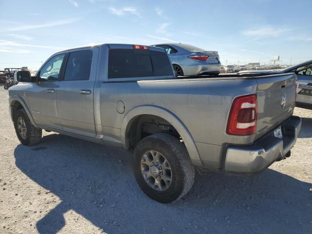 3C6UR5FL4NG167901 - 2022 RAM 2500 LARAMIE SILVER photo 2