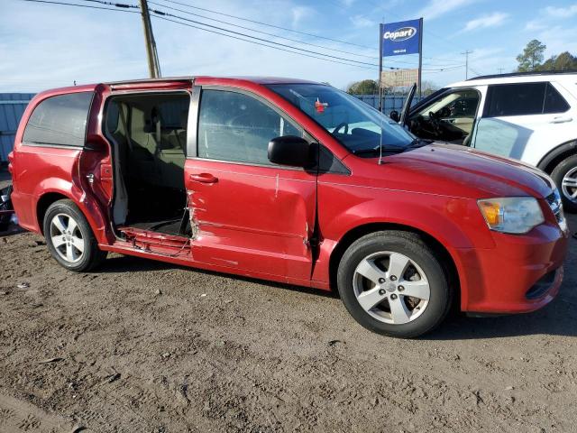 2C4RDGBG4DR612731 - 2013 DODGE GRAND CARA SE RED photo 4