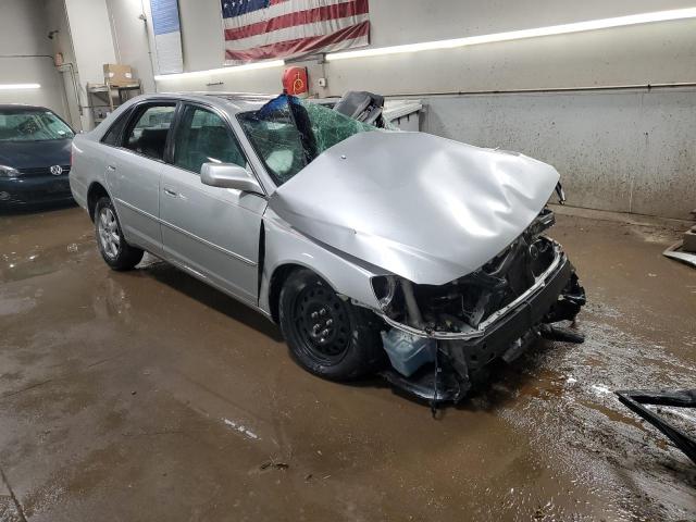 4T1BF28B52U266761 - 2002 TOYOTA AVALON XL SILVER photo 4