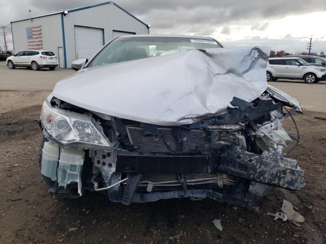 4T1BK1FK0CU520466 - 2012 TOYOTA CAMRY SE SILVER photo 5