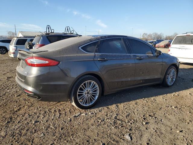 3FA6P0T94FR192523 - 2015 FORD FUSION SE GRAY photo 3