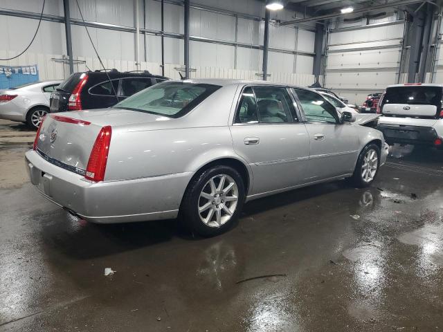 1G6KD57926U244641 - 2006 CADILLAC DTS SILVER photo 3