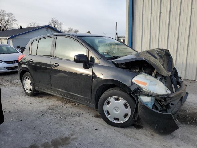 3N1BC13E48L449518 - 2008 NISSAN VERSA S BLACK photo 4