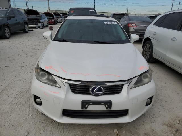 JTHKD5BHXC2070464 - 2012 LEXUS CT 200 WHITE photo 5