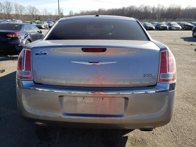 2C3CCAET4DH650386 - 2013 CHRYSLER 300C SILVER photo 6