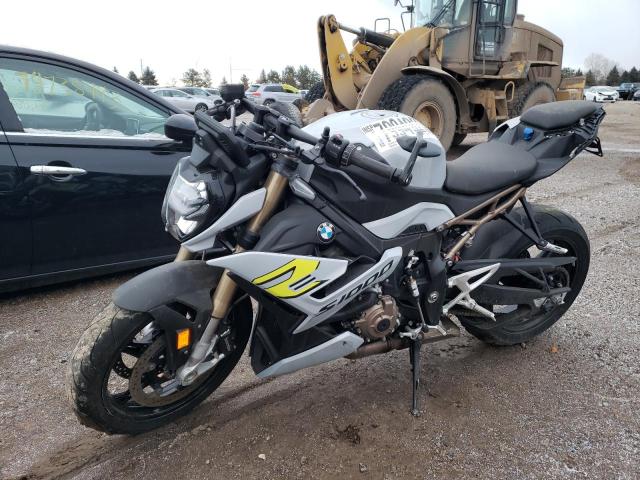 WB10E5307N6F29279 - 2022 BMW S 1000 R GRAY photo 2