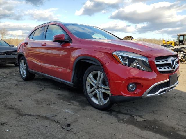 WDCTG4GB9KU003914 - 2019 MERCEDES-BENZ GLA 250 4MATIC RED photo 4