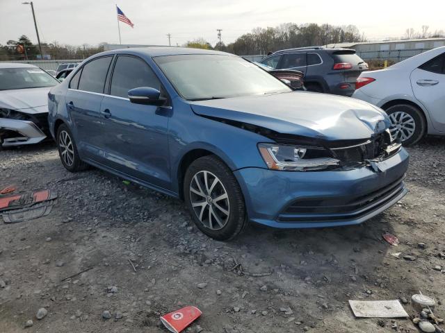 3VWDB7AJ2HM338887 - 2017 VOLKSWAGEN JETTA SE BLUE photo 4