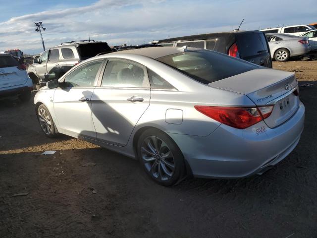 5NPEC4AB1CH366884 - 2012 HYUNDAI SONATA SE SILVER photo 2