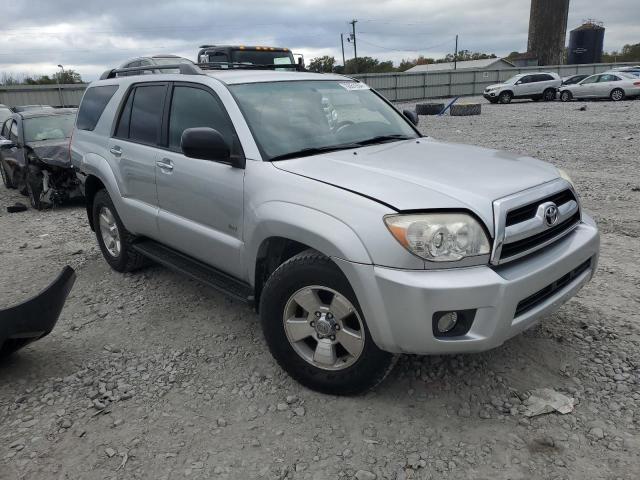 JTEZU14R668065158 - 2006 TOYOTA 4RUNNER SR5 SILVER photo 4