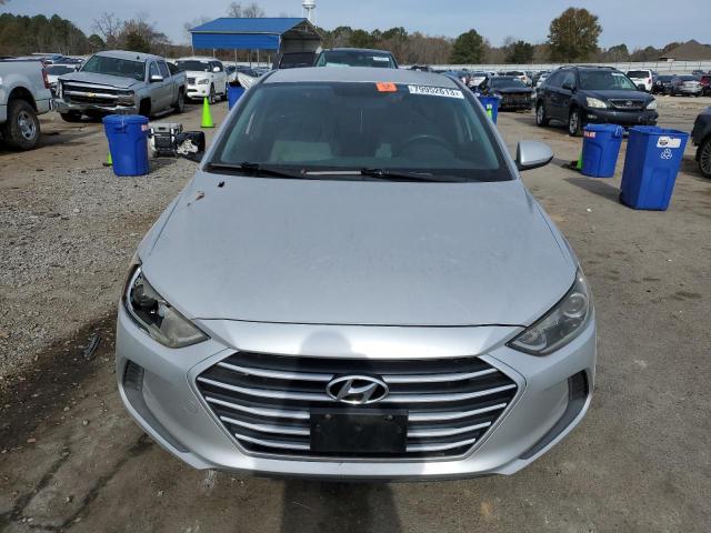 KMHD74LF5HU071117 - 2017 HYUNDAI ELANTRA SE SILVER photo 5