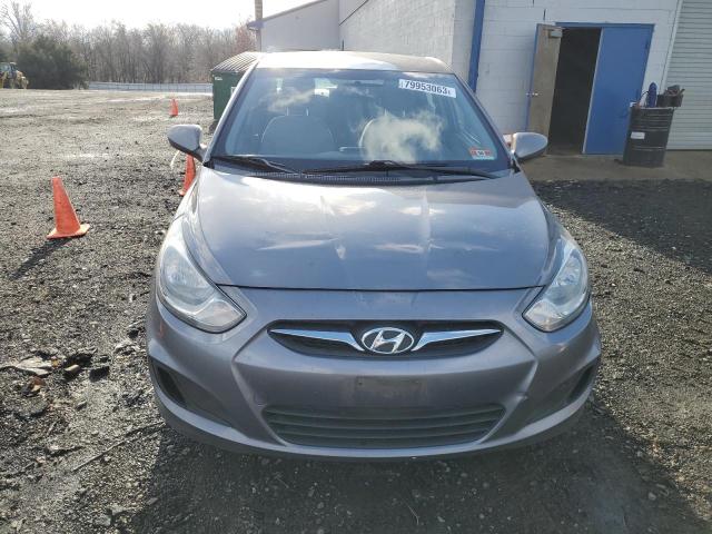 KMHCT4AE3DU563219 - 2013 HYUNDAI ACCENT GLS GRAY photo 5