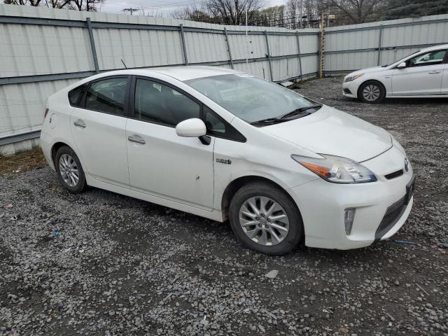 JTDKN3DP5D3047841 - 2013 TOYOTA PRIUS PLUG WHITE photo 4