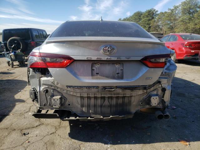 4T1T11AK2PU722309 - 2023 TOYOTA CAMRY SE NIGHT SHADE SILVER photo 6