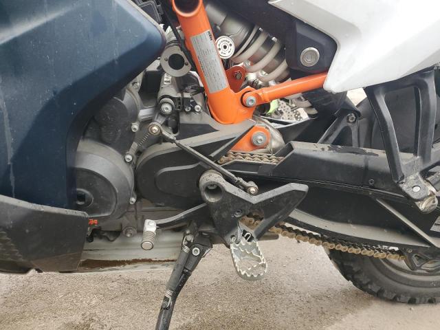 VBKTR6408PM856325 - 2023 KTM 890 ADVENTURE R Pomarańczowy zdjęcie 7