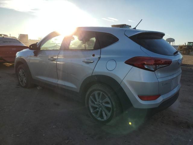 KM8J23A48JU736305 - 2018 HYUNDAI TUCSON SE SILVER photo 2