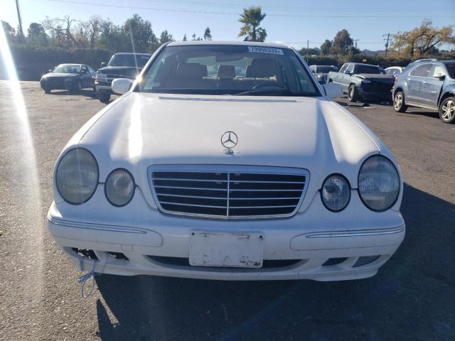 WDBJF65J91B350979 - 2001 MERCEDES-BENZ E 320 WHITE photo 5