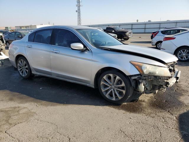 1HGCP2F38CA127519 - 2012 HONDA ACCORD LX WHITE photo 4