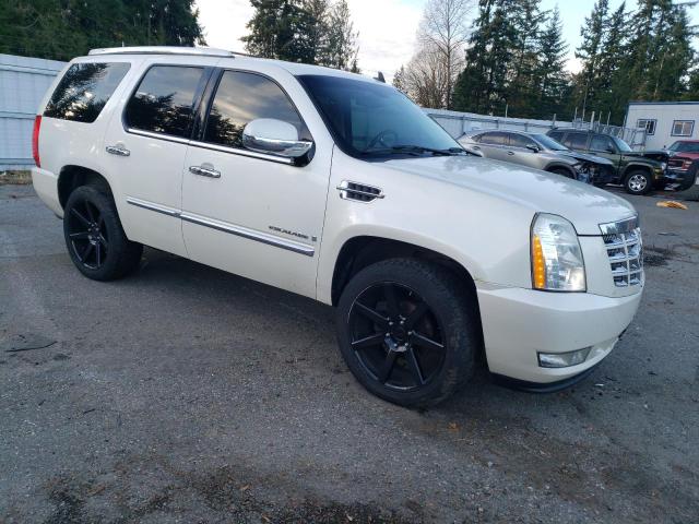 1GYEC63848R144590 - 2008 CADILLAC ESCALADE LUXURY WHITE photo 4