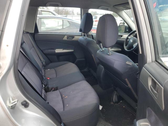 JF2SH6BC4AH806469 - 2010 SUBARU FORESTER XS Argent photo 11