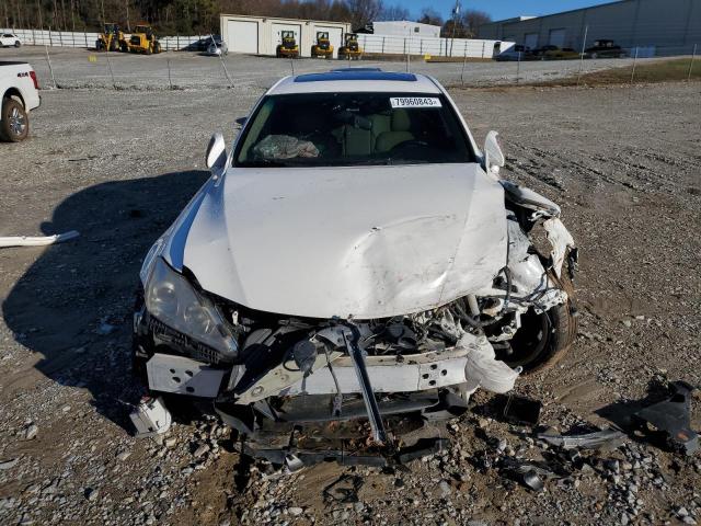 JTHBE262665004708 - 2006 LEXUS IS 350 WHITE photo 5