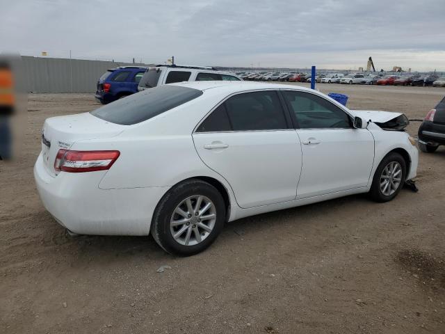 4T1BK3EK5BU630053 - 2011 TOYOTA CAMRY SE WHITE photo 3