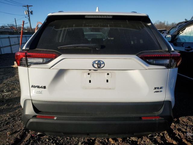 2T3P1RFV0MC177587 - 2021 TOYOTA RAV4 XLE WHITE photo 6