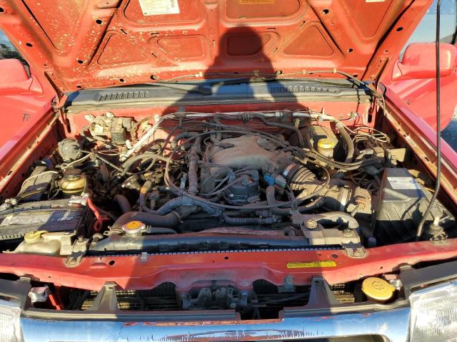 1N6ED26Y8YC362782 - 2000 NISSAN FRONTIER KING CAB XE RED photo 11