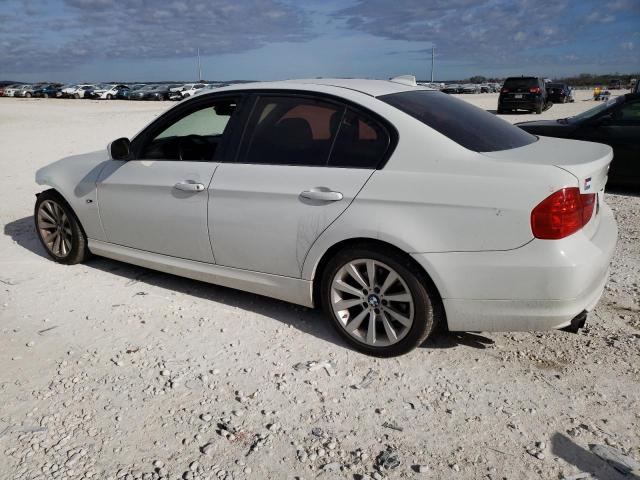 WBAPH7C55BE676664 - 2011 BMW 328 I WHITE photo 2