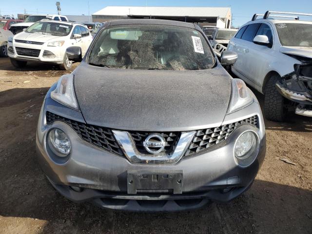 JN8AF5MV4FT552151 - 2015 NISSAN JUKE S GRAY photo 5