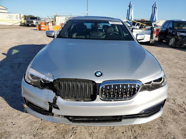 WBAJA7C51JWA74110 - 2018 BMW 530 XI SILVER photo 5