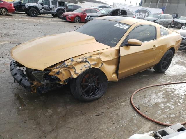 1ZVBP8AN0A5148793 - 2010 FORD MUSTANG GOLD photo 1