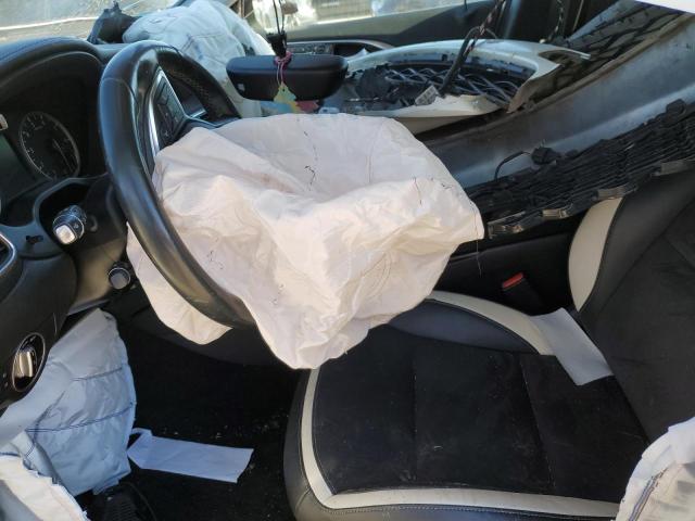 SJKCH5CP4HA015762 - 2017 INFINITI QX30 BASE WHITE photo 7