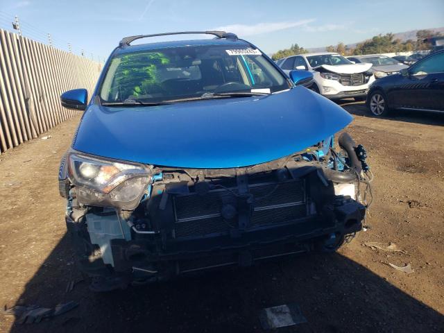 JTMRJREV9JD247010 - 2018 TOYOTA RAV4 HV LE BLUE photo 5