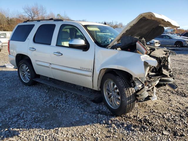 1GNFC13038R267005 - 2008 CHEVROLET TAHOE C1500 WHITE photo 4