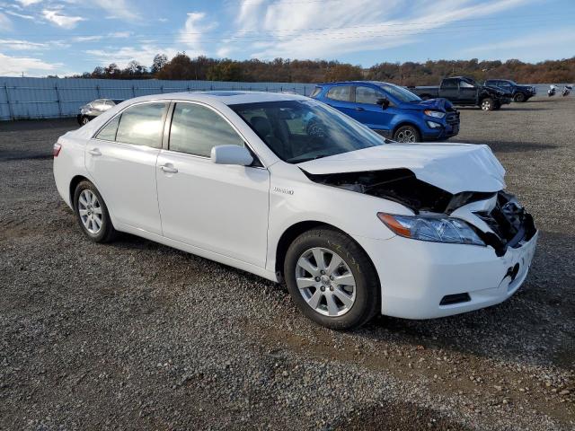 JTNBB46K473015432 - 2007 TOYOTA CAMRY HYBRID WHITE photo 4