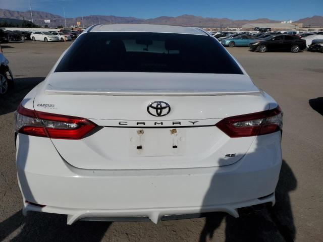 4T1B11HK9JU050614 - 2018 TOYOTA CAMRY L WHITE photo 6