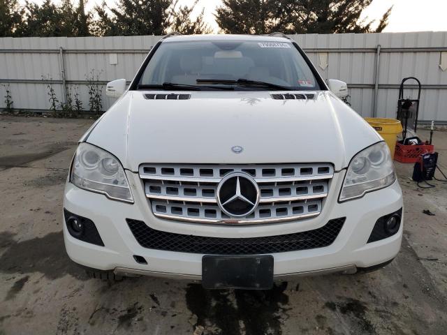 4JGBB8GB7BA719862 - 2011 MERCEDES-BENZ ML 350 4MATIC WHITE photo 5