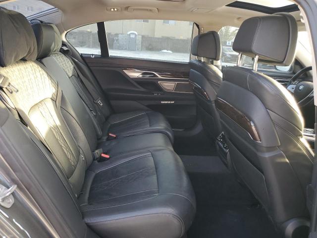 WBA7E4C51JGV28148 - 2018 BMW 740 XI GRAY photo 10