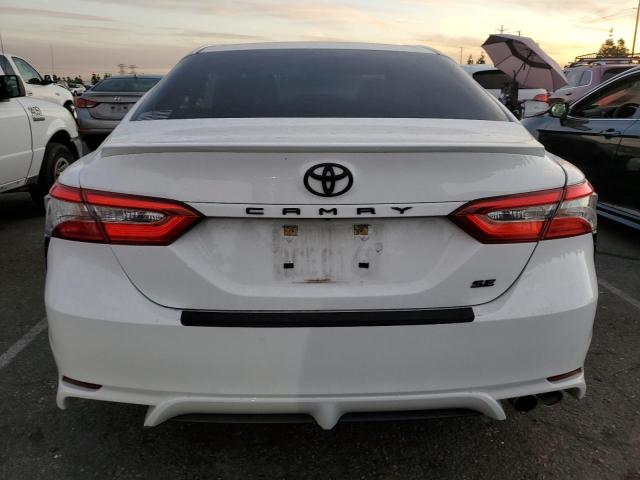 4T1B11HK9JU064755 - 2018 TOYOTA CAMRY L WHITE photo 6